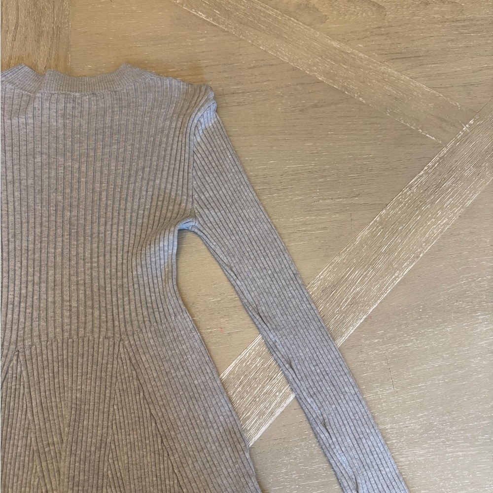 Lulu's Gray Long Sleeve Ribbed Sweater - Picture 7 of 8